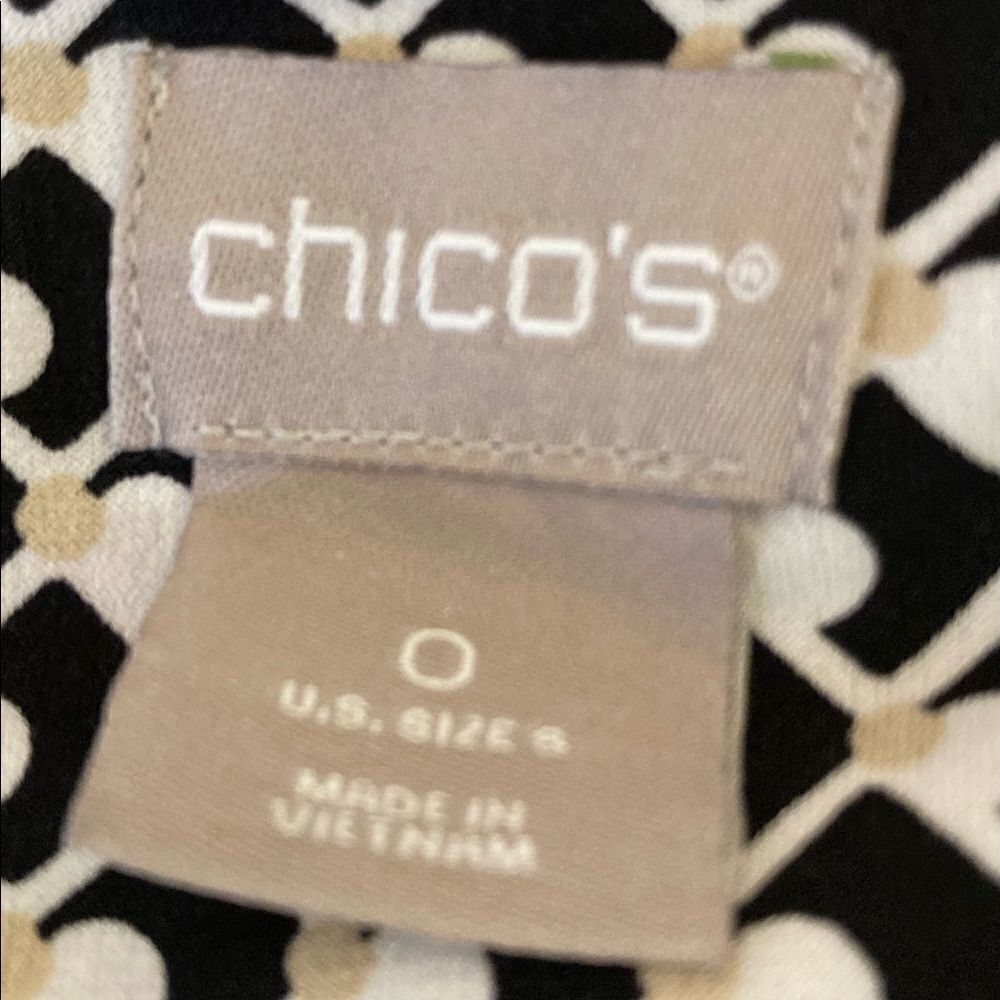 Chico’s Black white tan Top Small - Picture 4 of 7